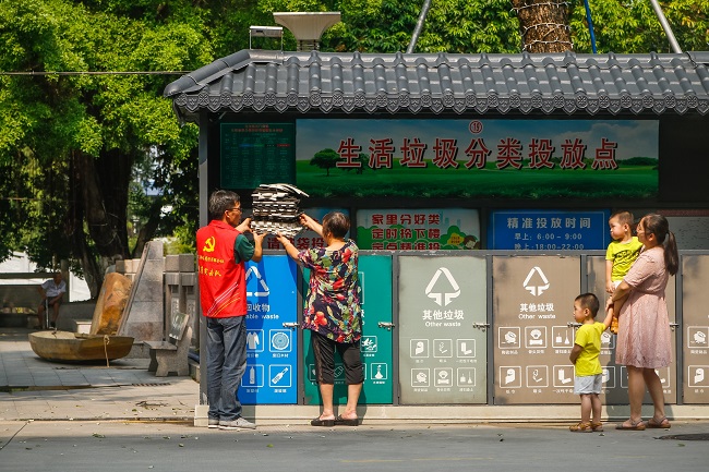 241鄉村垃圾分類.jpg